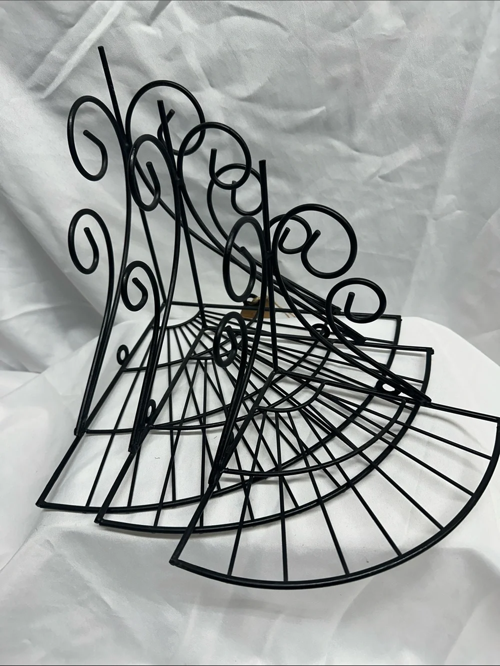 Elegant Black Metal Corner Wall Shelves- set of 3